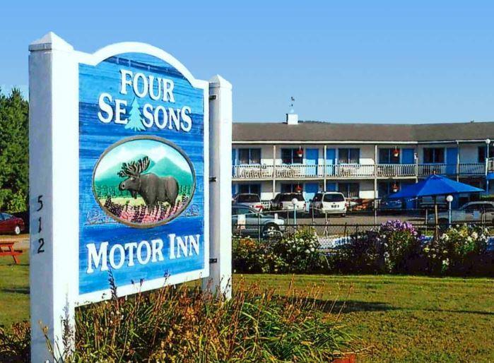 Four Seasons Motor Inn Twin Mountain Eksteriør billede