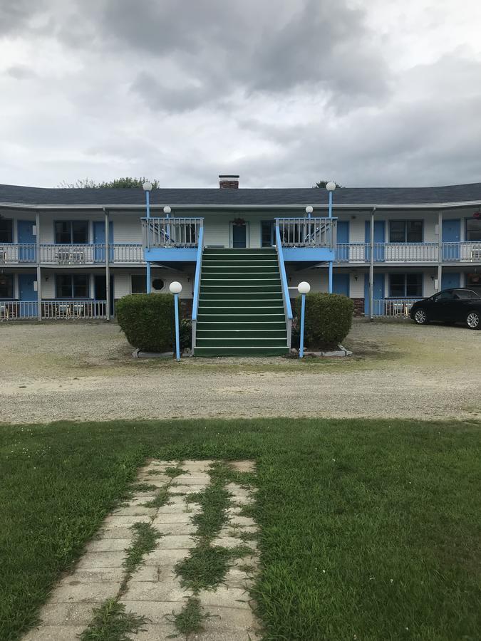 Four Seasons Motor Inn Twin Mountain Eksteriør billede